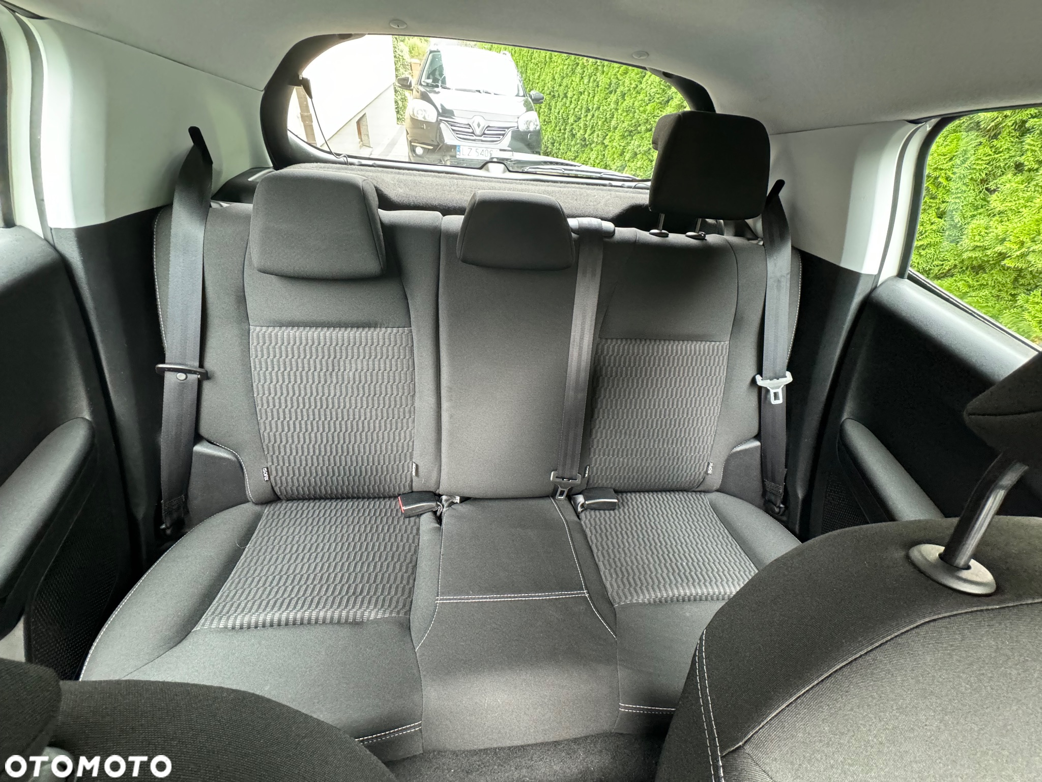 Peugeot 208 1.6 BlueHDi Active - 18