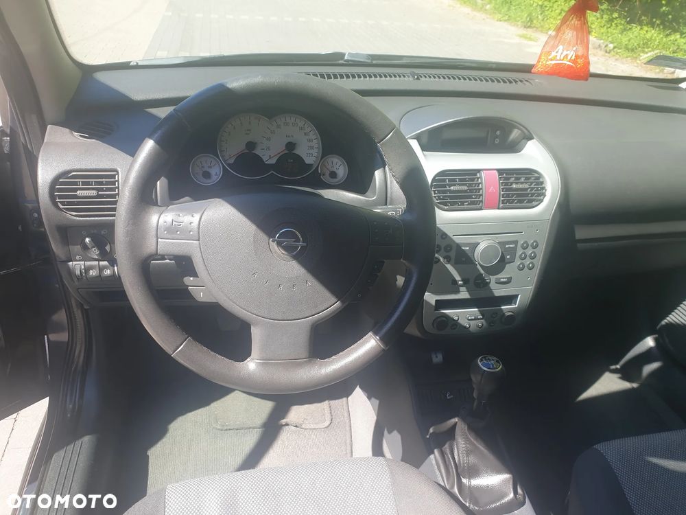 Opel Corsa 1.2 16V - 14