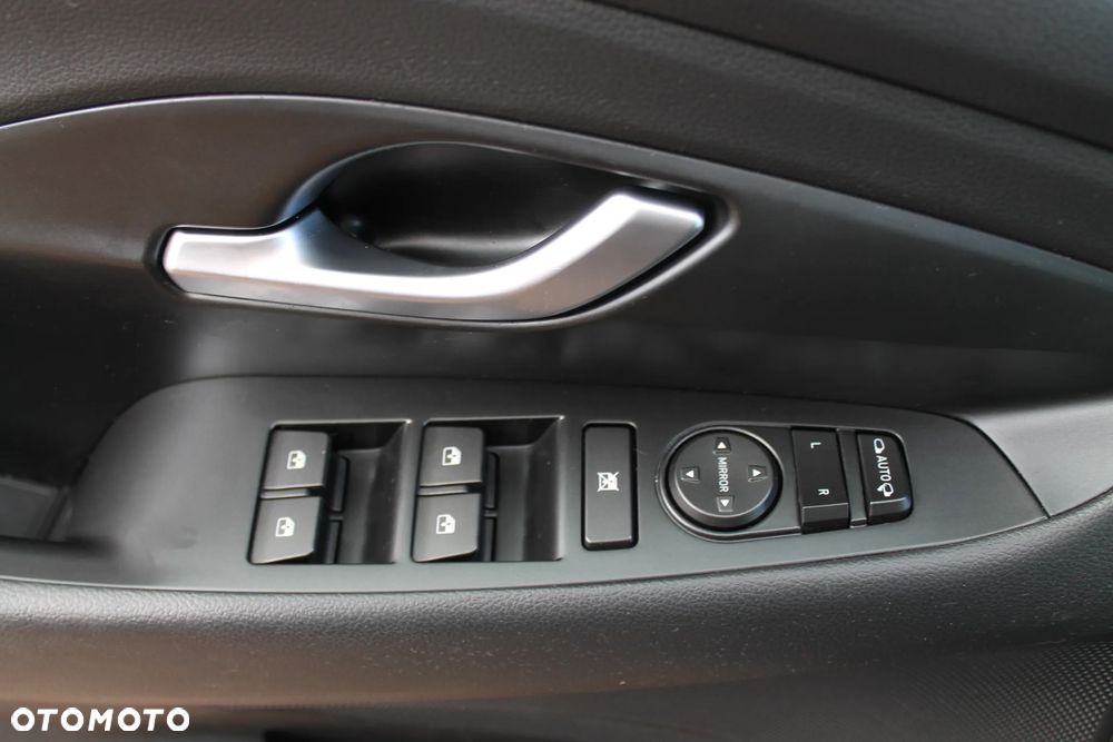 Hyundai i30 1.5 T-GDI 48V-Hybrid EDITION 30+ - 12
