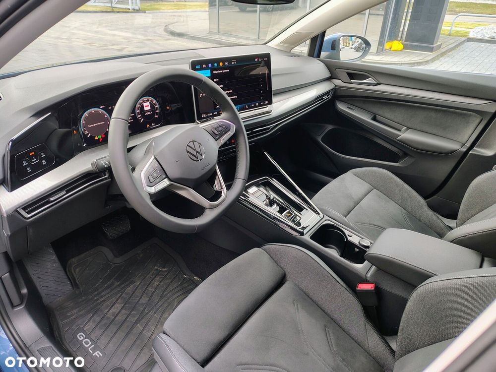 Volkswagen Golf Variant - 14