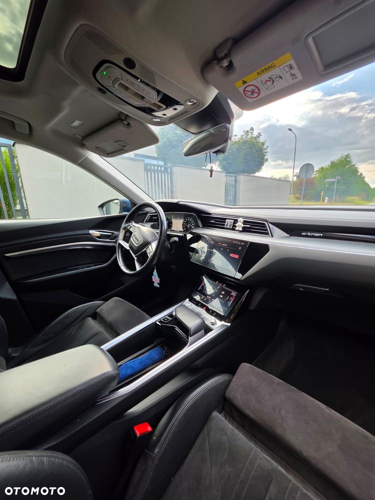 Audi e-tron 50 Quattro Advanced - 23