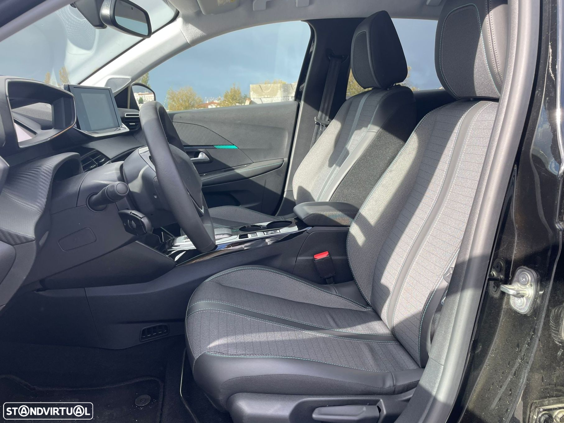 Peugeot e-208 - 7