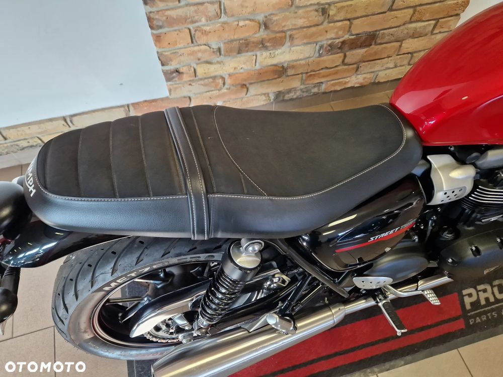 Triumph Street Twin - 25