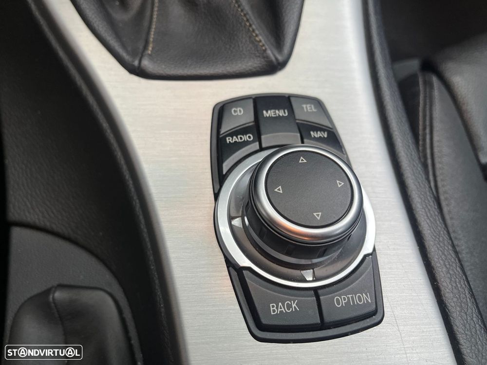 BMW 320 d Navigation - 14