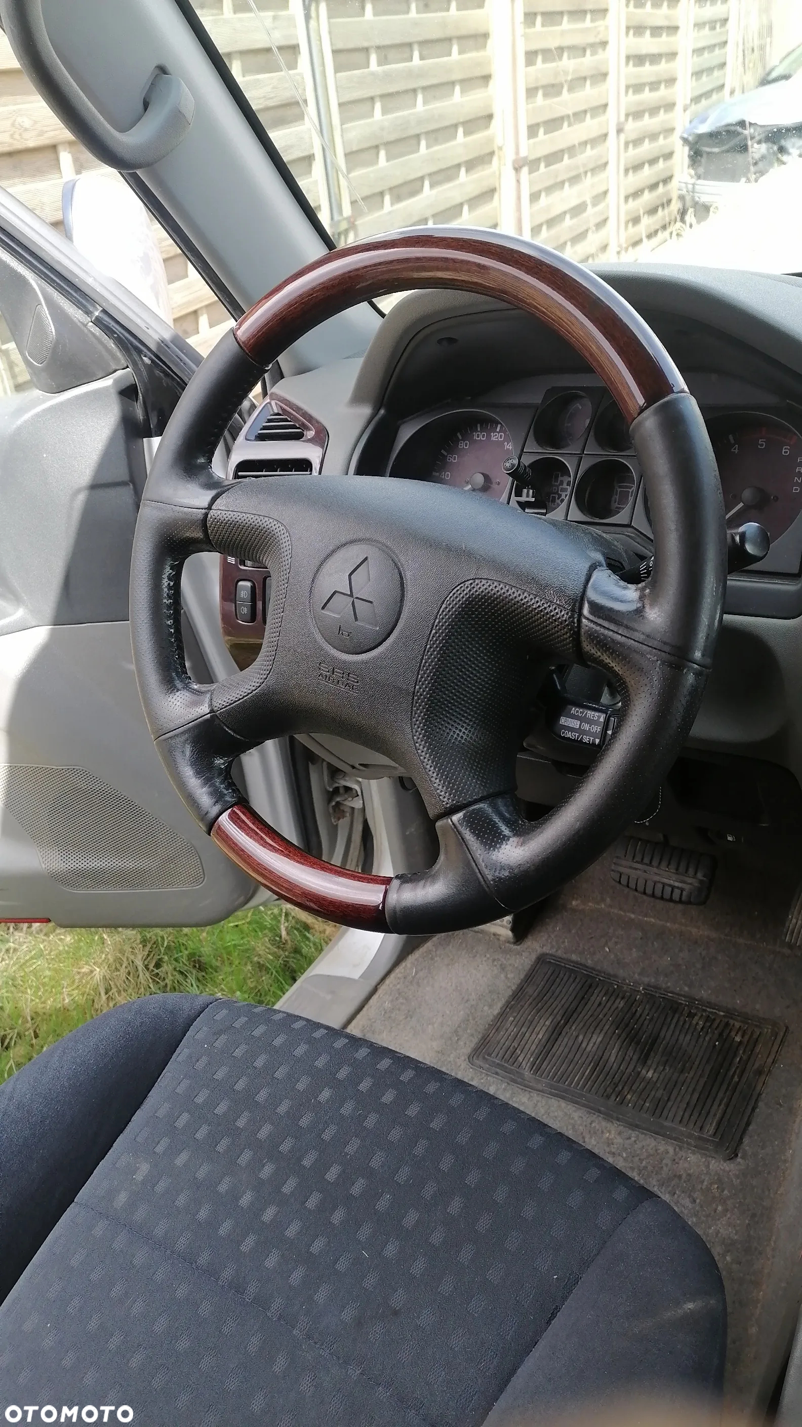 Mitsubishi Pajero 3.2 DID 7os - 14