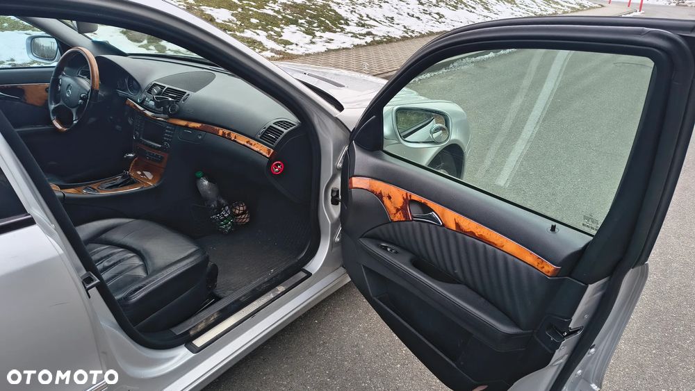 Mercedes-Benz Klasa E - 18