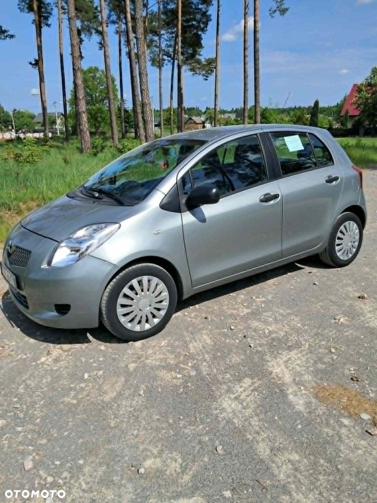 Toyota Yaris - 5