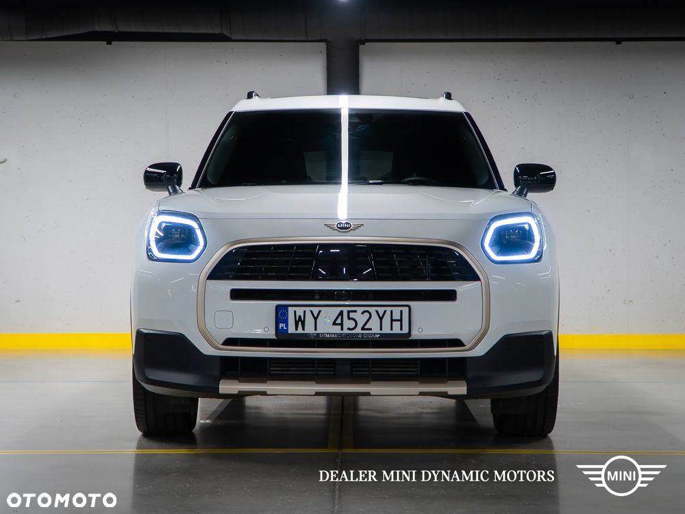 MINI Countryman C Favoured Trim - 2