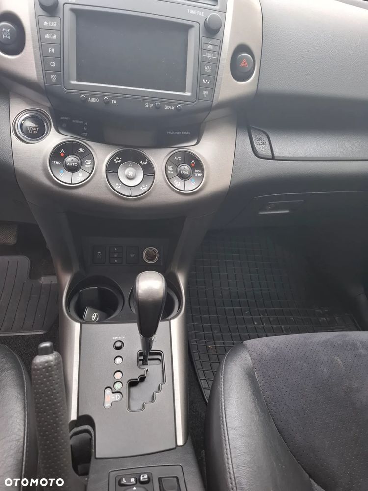 Toyota RAV4 2.0 VVT-i Prestige NAVI MS - 23