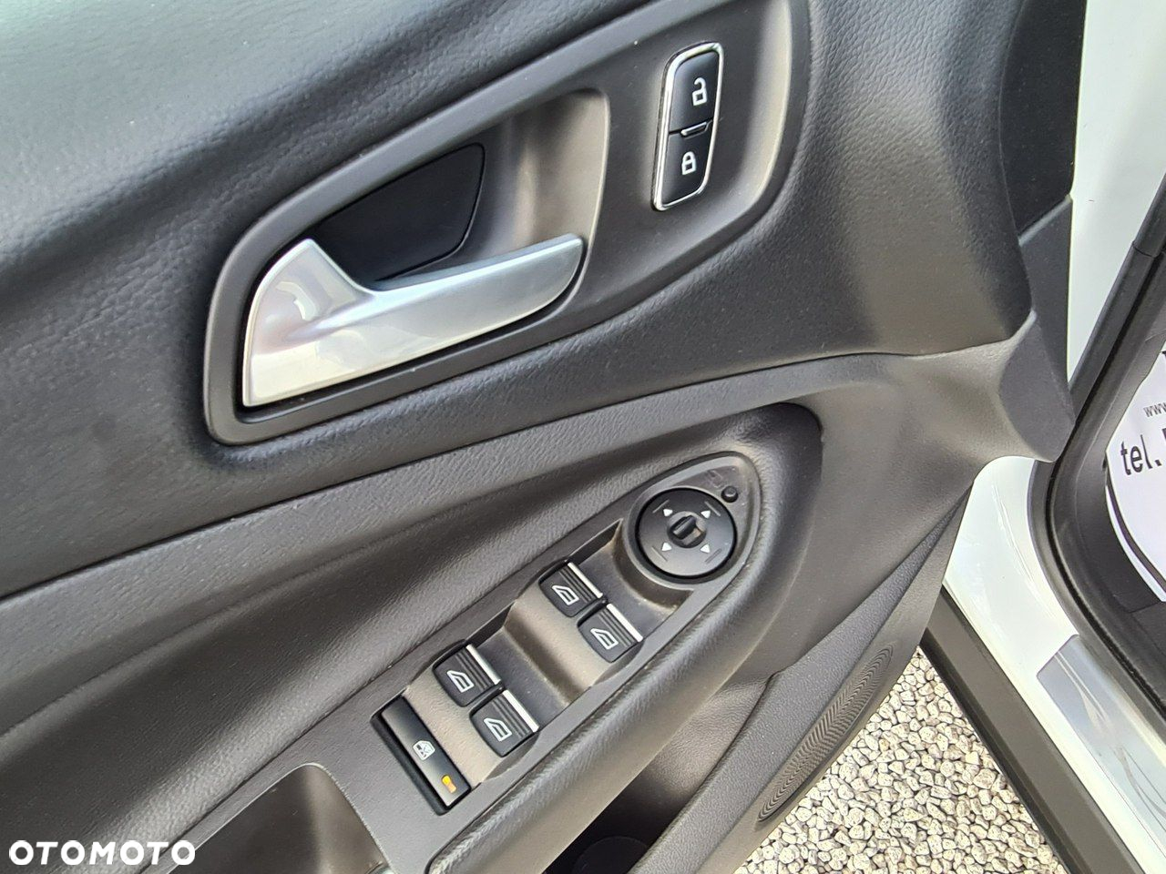 Ford Kuga 1.5 EcoBoost 4x4 SYNC - 28