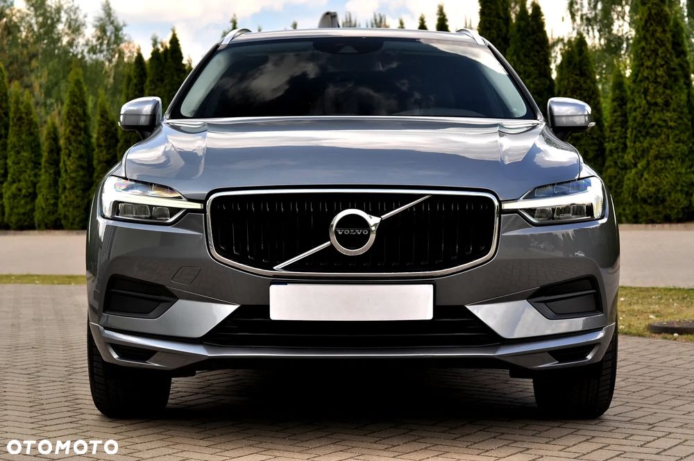 Volvo XC 60 D4 AWD Momentum - 4