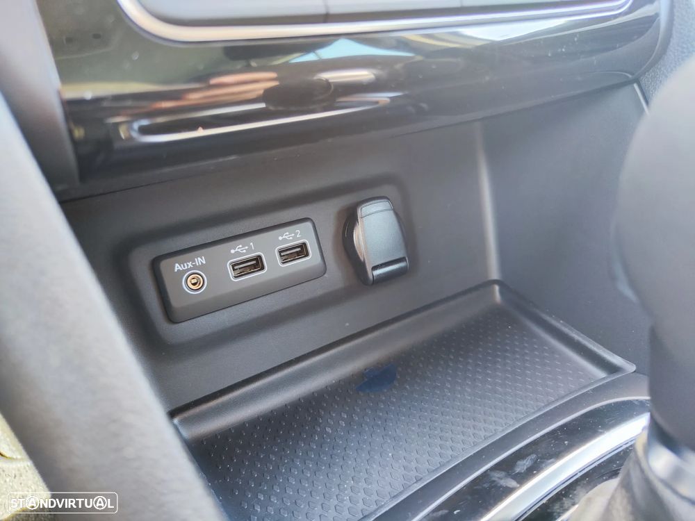 Renault Mégane Sport Tourer 1.6 E-Tech Plug-In Hybrid Equilibre - 22