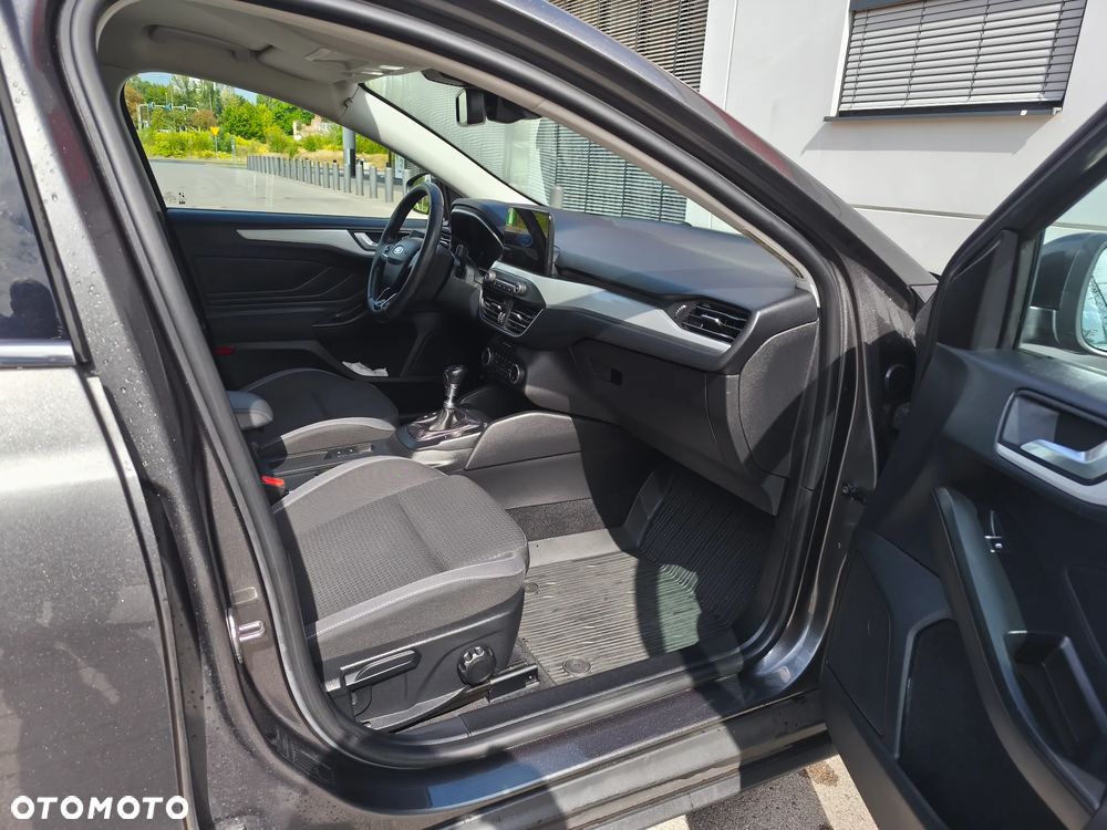 Ford Focus 1.0 EcoBoost Connected - 12