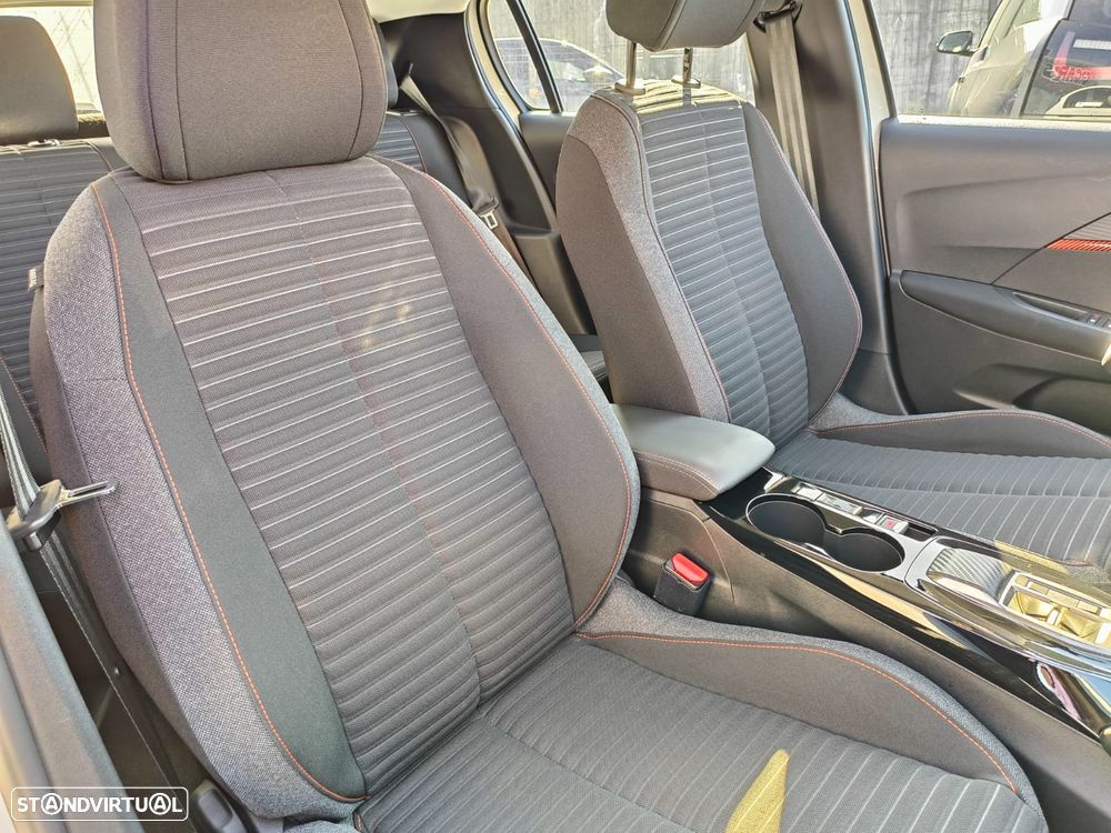 Peugeot e-208 50 kWh Active Pack - 11