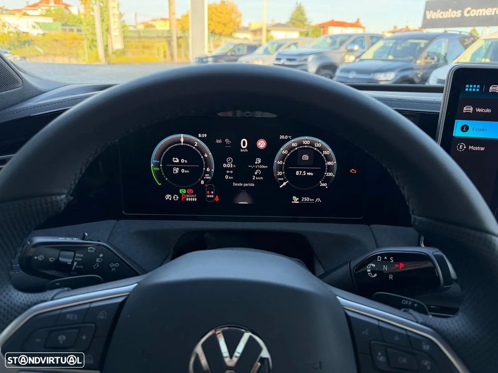 VW Tiguan 1.5 TSI eHybrid R-Line DSG - 11