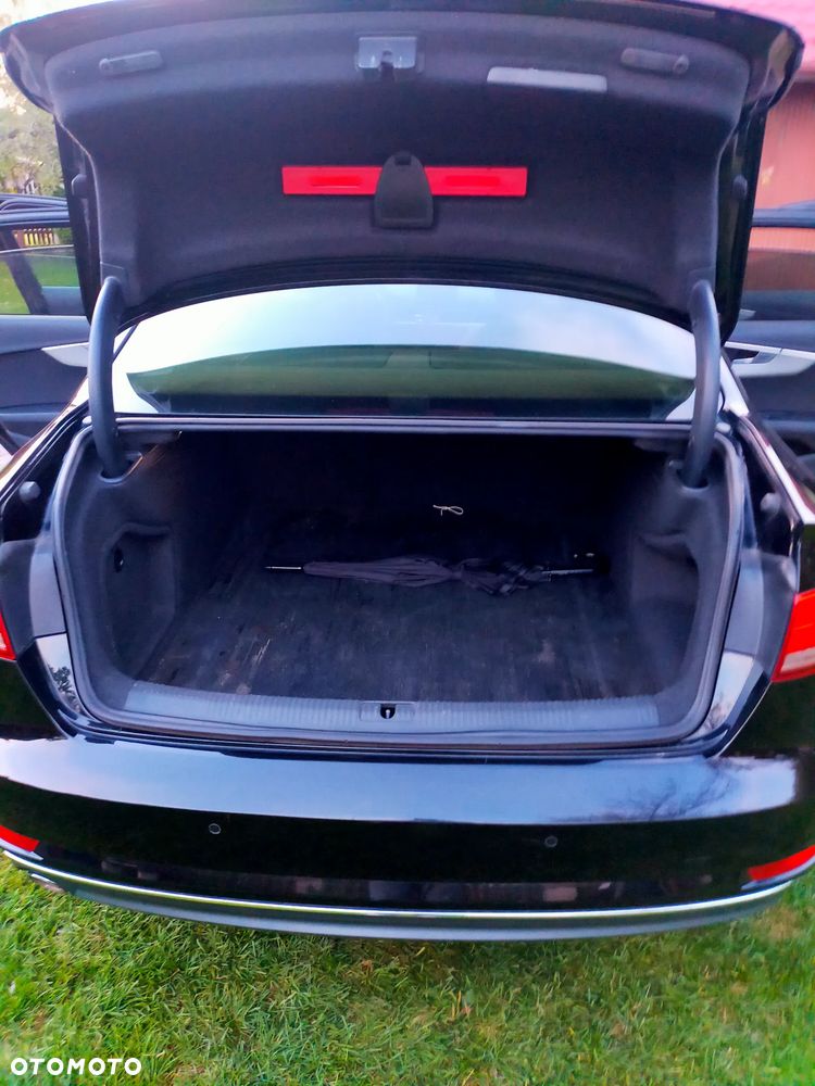 Audi A4 Limousine - 20