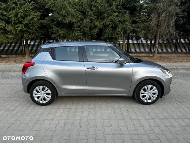 Suzuki Swift 1.2 Dualjet SHVS Premium Plus - 4
