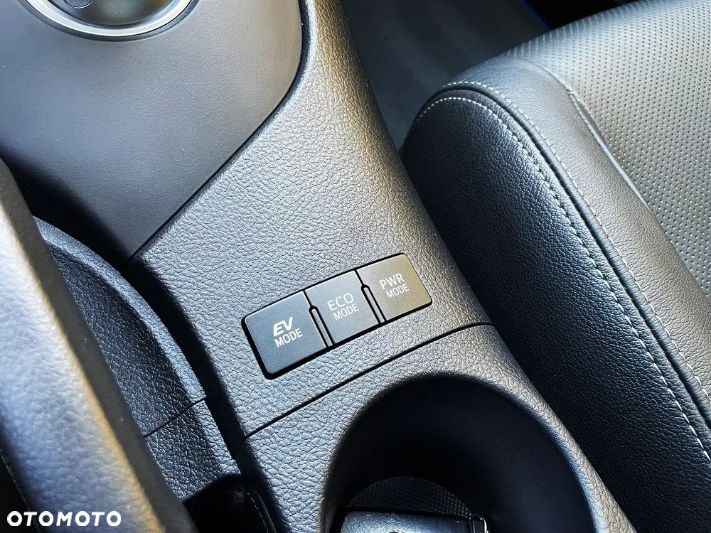 Toyota Auris 1.8 HSD Prestige NAVI - 36