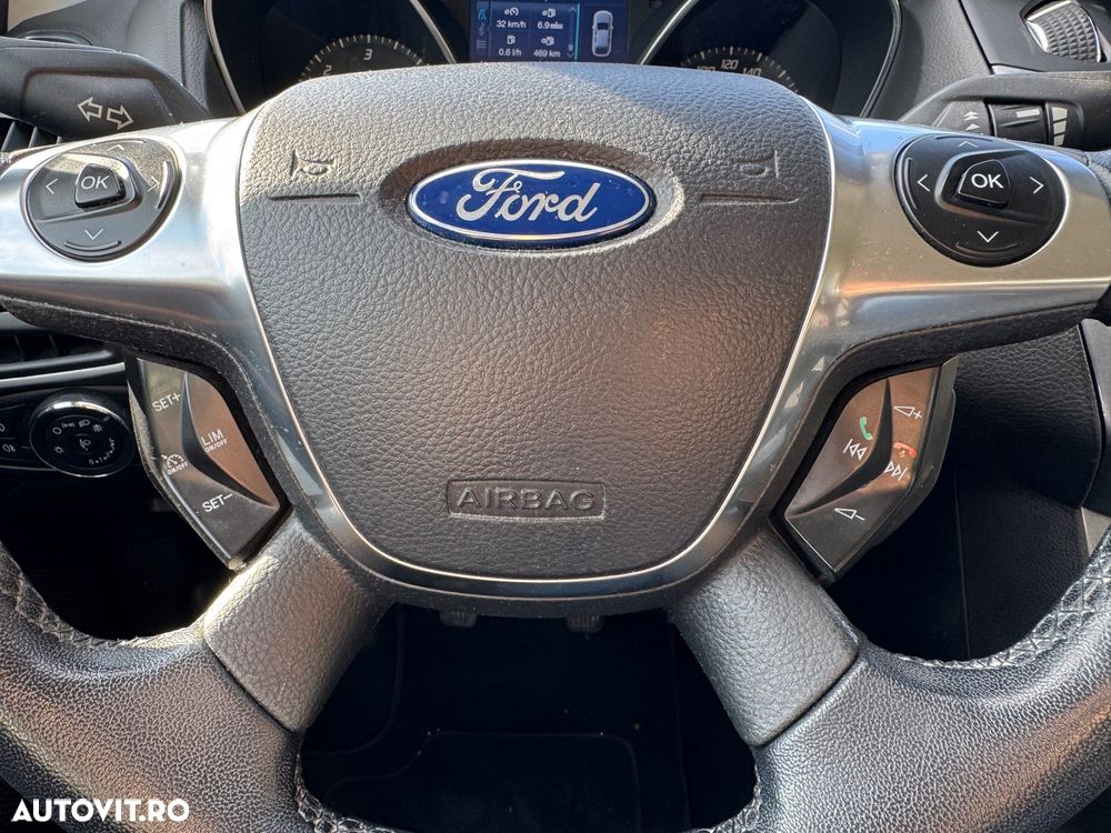 Ford Focus 1.6 TDCI DPF Champions Edition - 16