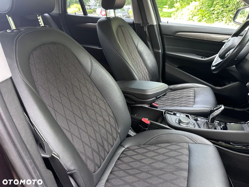 BMW X1 xDrive20d Sport Line sport - 17