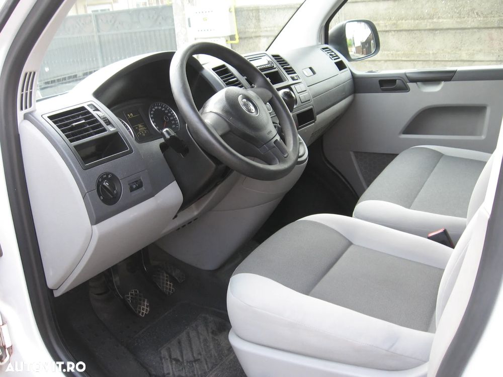 Volkswagen Transporter - 10