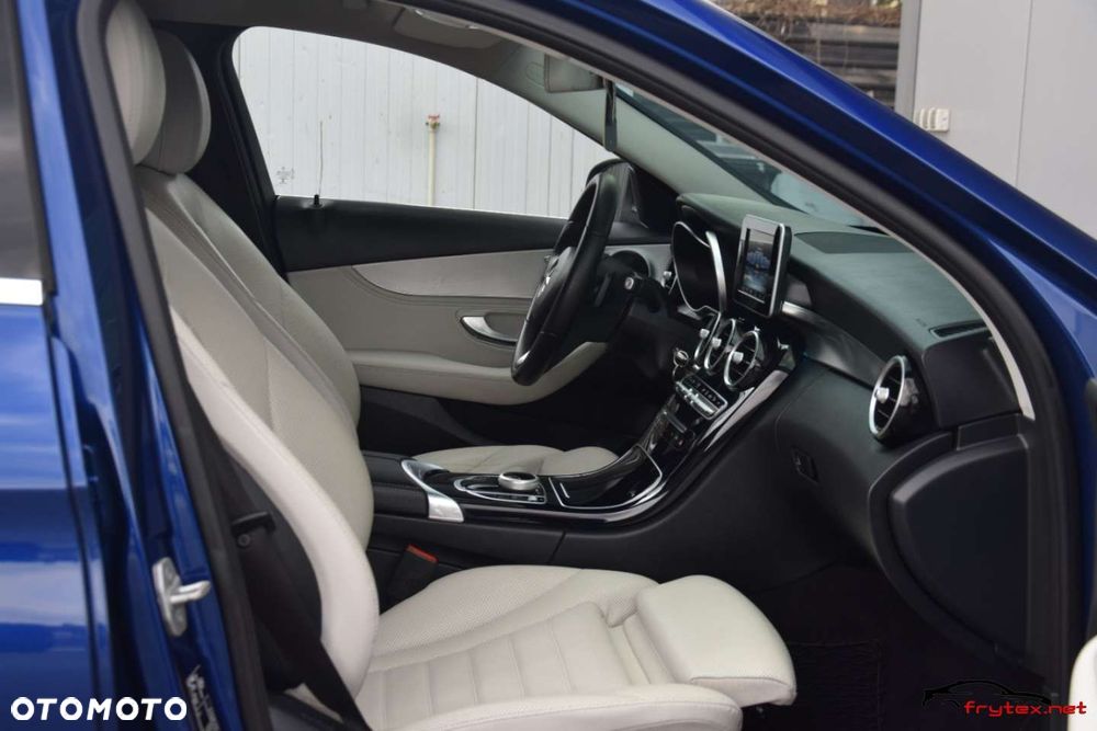 Mercedes-Benz Klasa C - 27