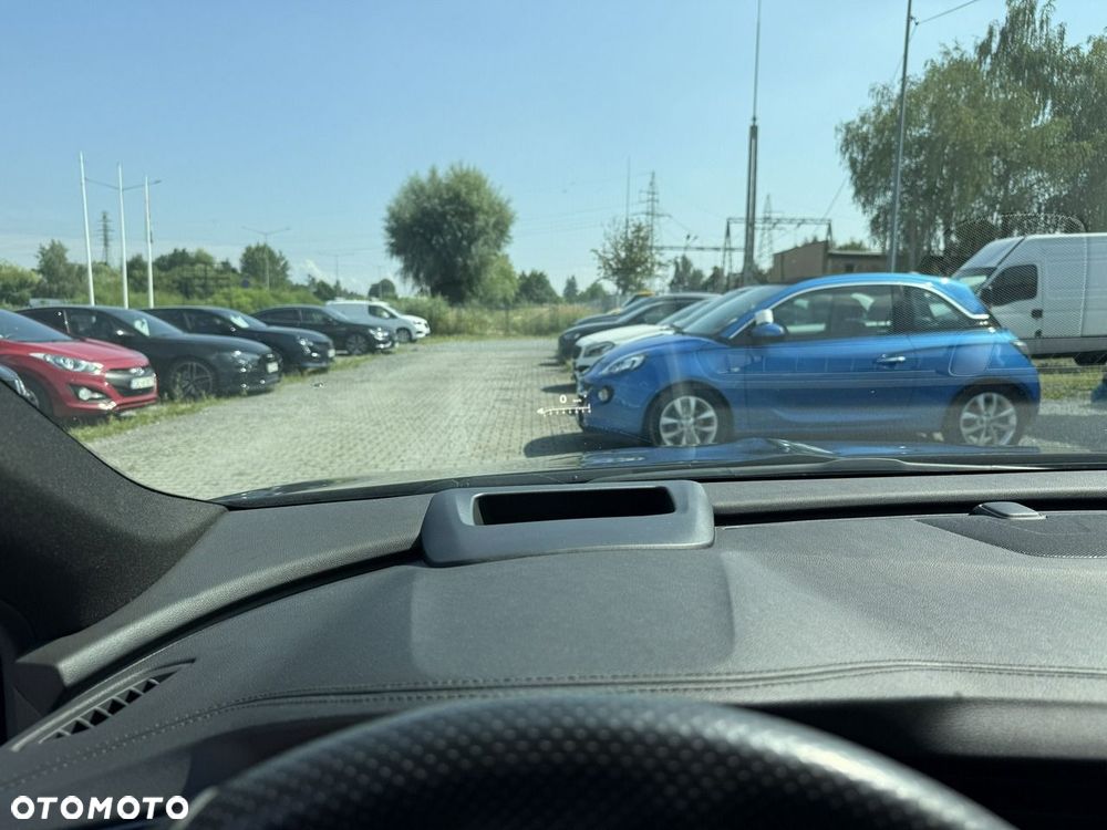 Opel Insignia - 19