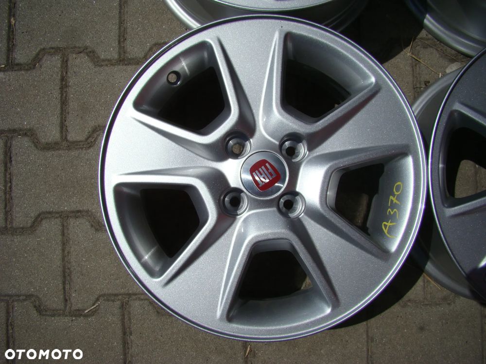 a370 4x100 6Jx15 Fiat Grande Punto Punto Evo niemontowane - 2