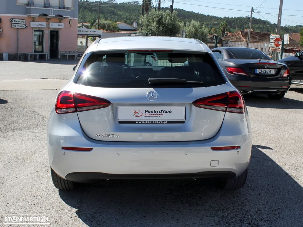 Mercedes-Benz A 250 e Style Plus - 6