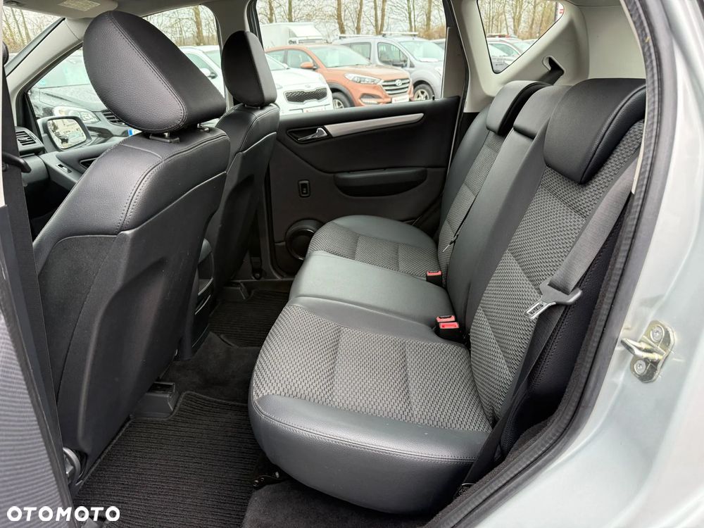 Mercedes-Benz Klasa A 170 Autotronic Avantgarde - 32