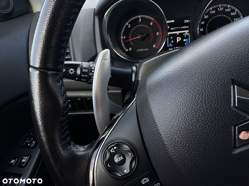 Mitsubishi ASX 2.2 DI-D 4WD Automatik Comfort Edition - 35