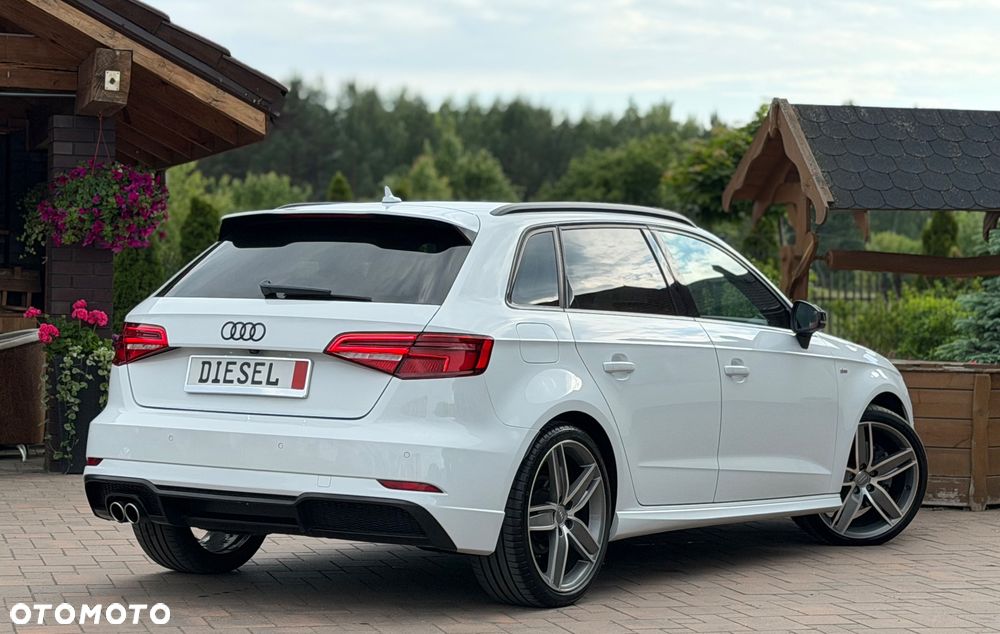 Audi A3 Sportback 2.0 TDI (clean diesel) quattro S tronic S line Sportpaket - 17