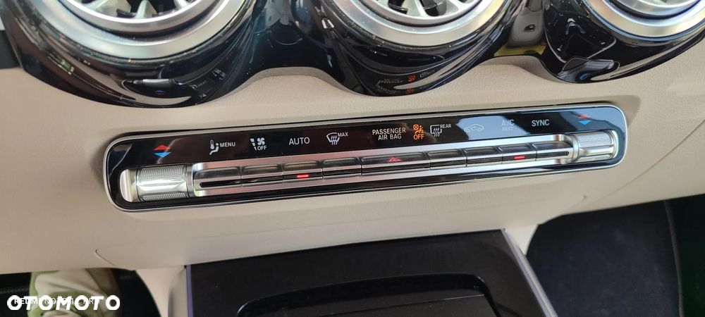 Mercedes-Benz GLB 200 d 4-Matic 8G-DCT - 21