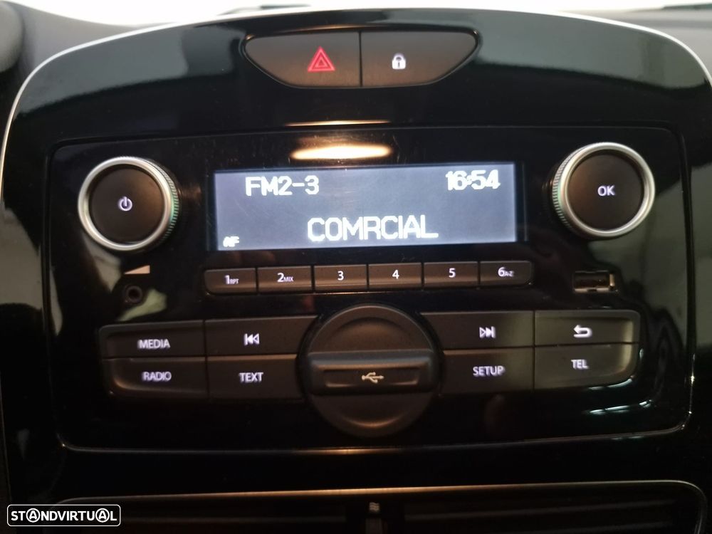 Renault Clio 1.5 dCi Zen - 24