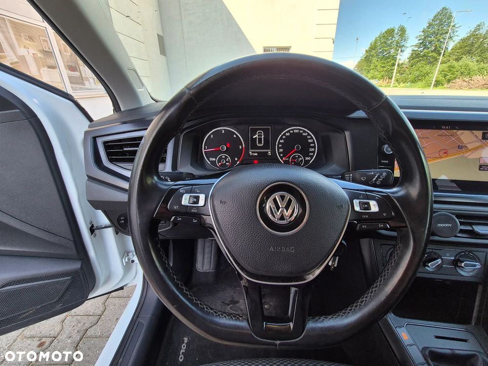 Volkswagen Polo - 11