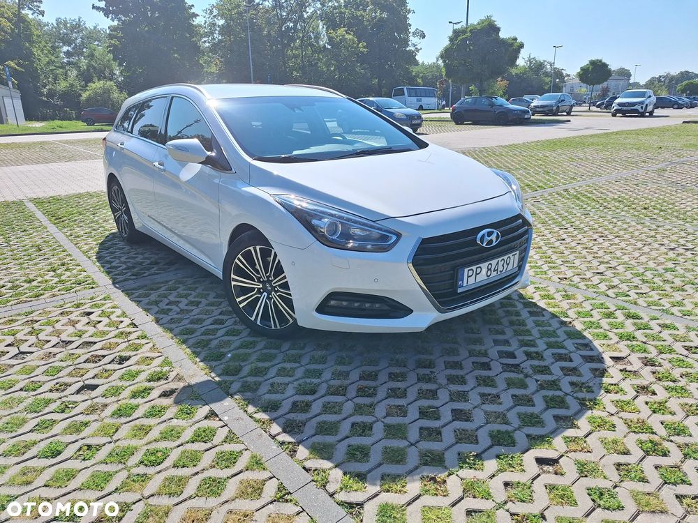 Hyundai i40 Kombi blue 1.7 CRDi DCT Premium - 1