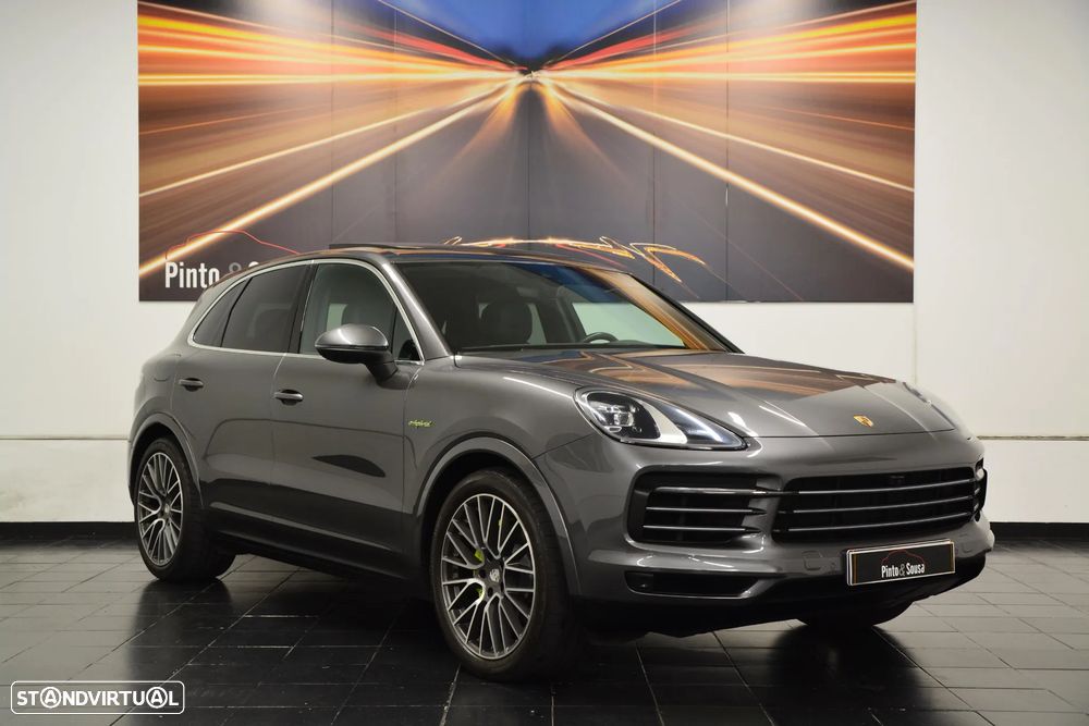 Porsche Cayenne E-Hybrid - 5
