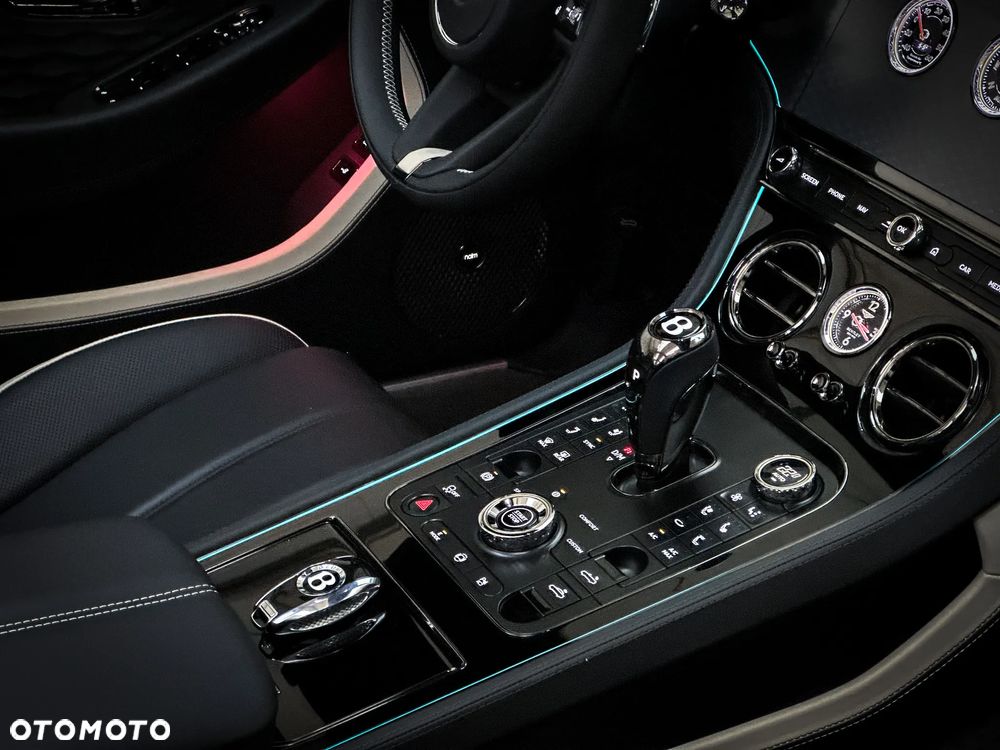 Bentley Continental GT - 22