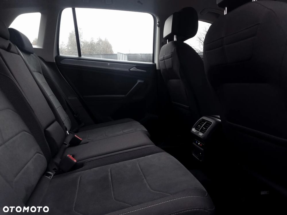 Volkswagen Tiguan 2.0 TDI SCR DSG Life - 18