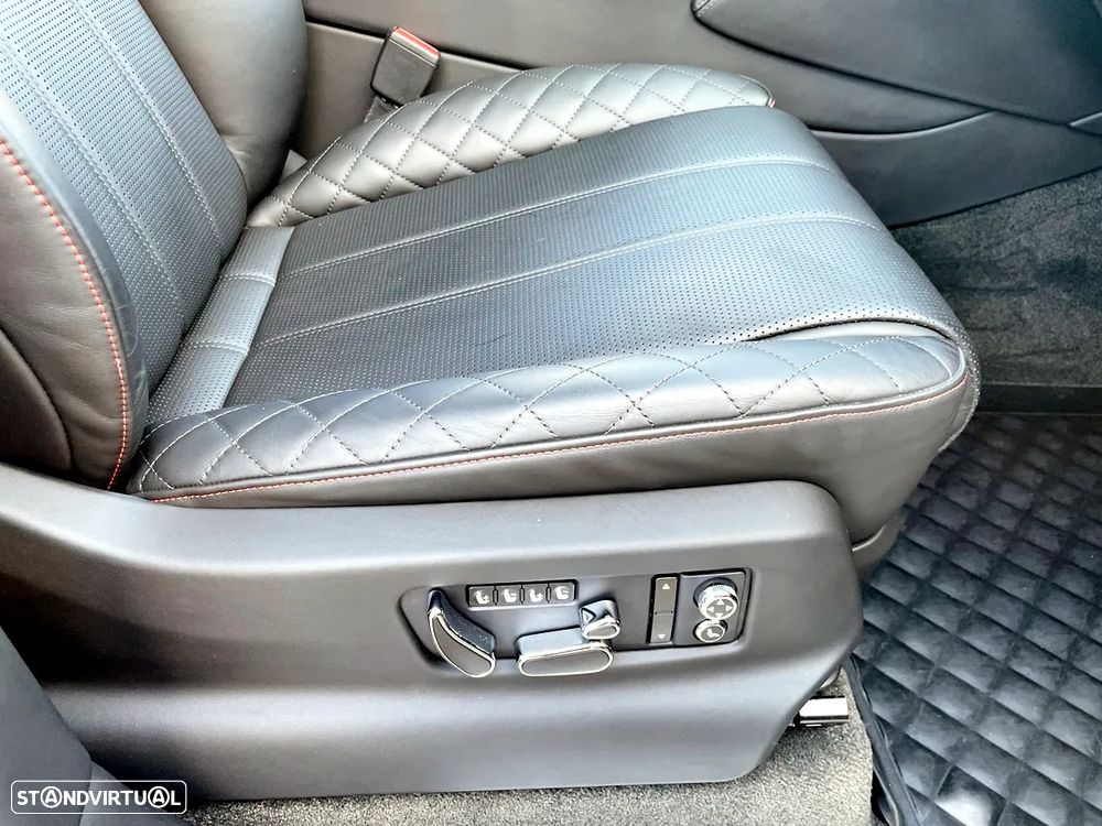 Bentley Bentayga V8 - 40