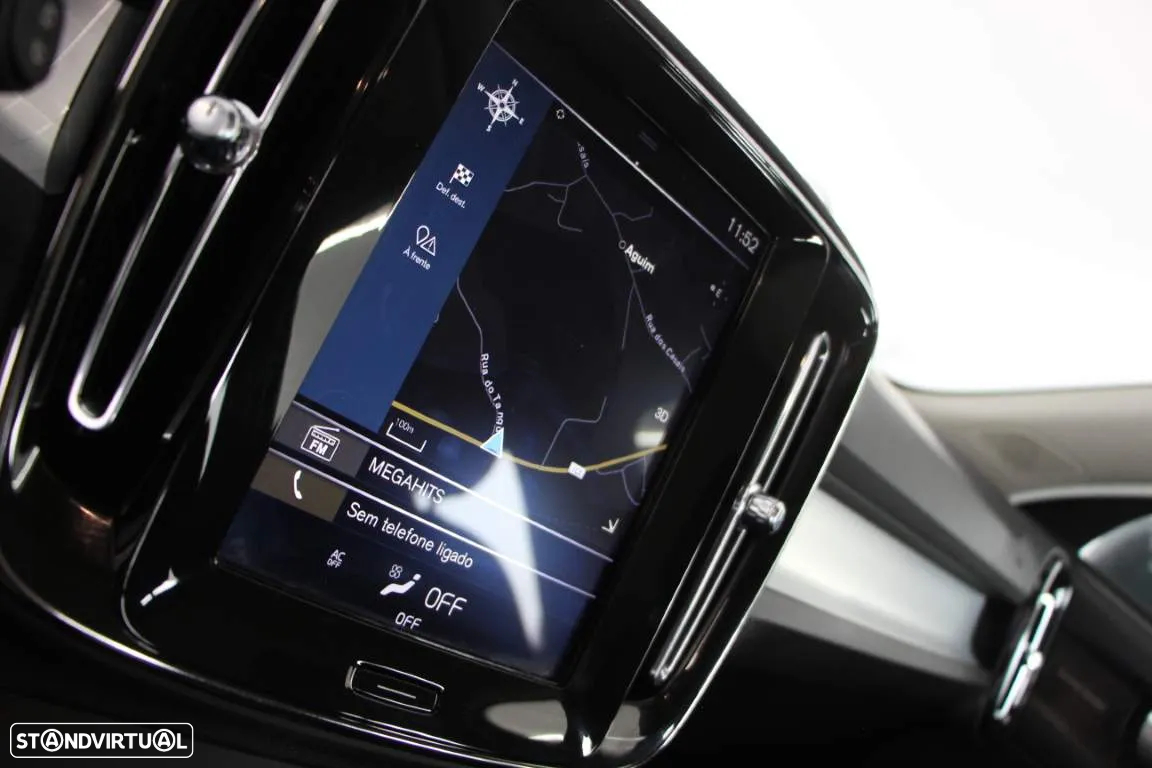 Volvo XC 40 2.0 D3 Momentum Plus - 18