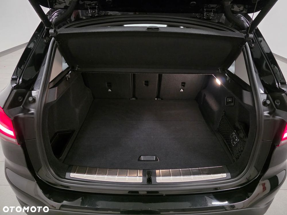 BMW X1 sDrive18d M Sport sport - 40