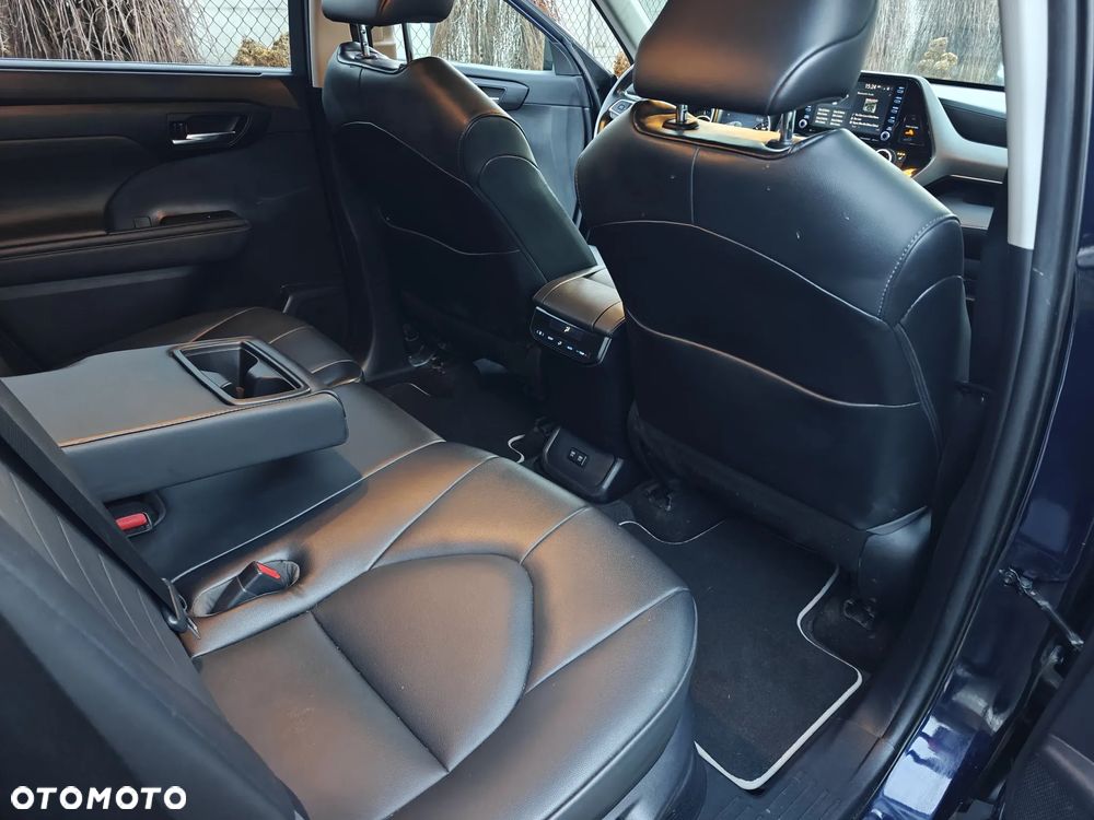 Toyota Highlander - 30