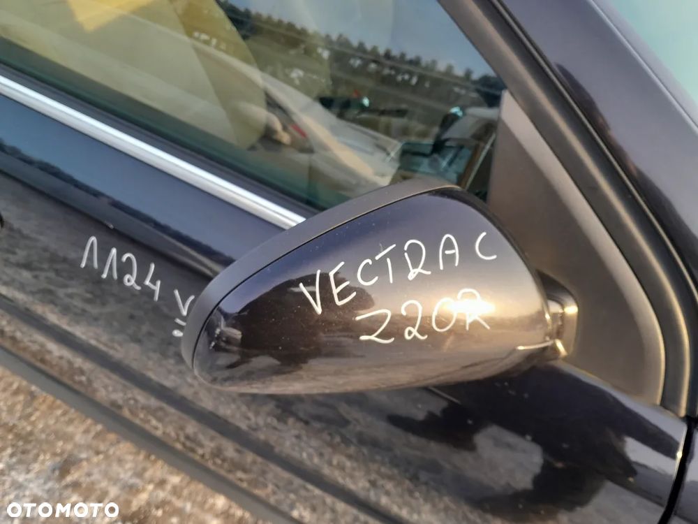 Lusterko Prawe Opel Vectra C Kolor: Z20R Europa - 2
