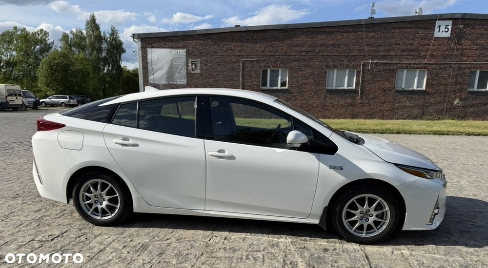 Toyota Prius - 26