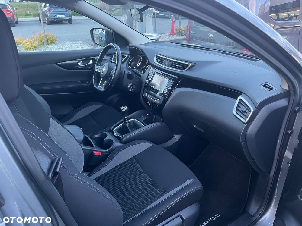 Nissan Qashqai 1.3 DIG-T Acenta EU6d - 15
