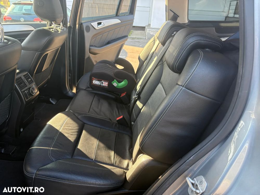 Mercedes-Benz GL - 11