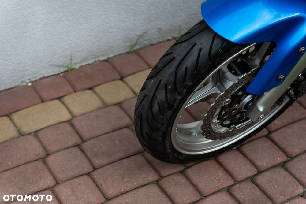 Kawasaki ER - 9