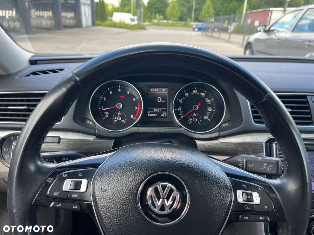 Volkswagen Passat 1.8 TSI BMT Highline DSG - 13