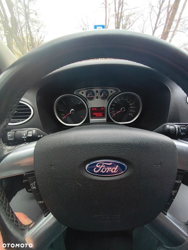 Ford Focus 1.6 TDCi Ambiente - 11